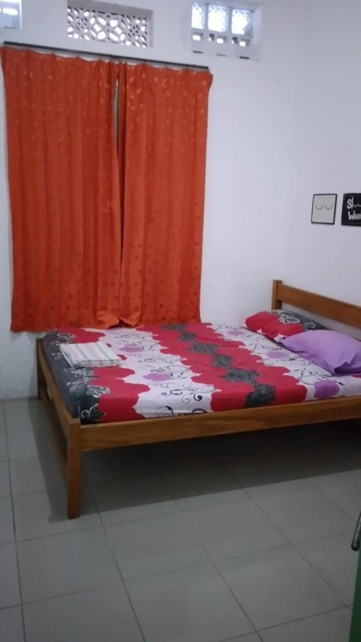 Apartamento Garser Yogyakarta Exterior foto
